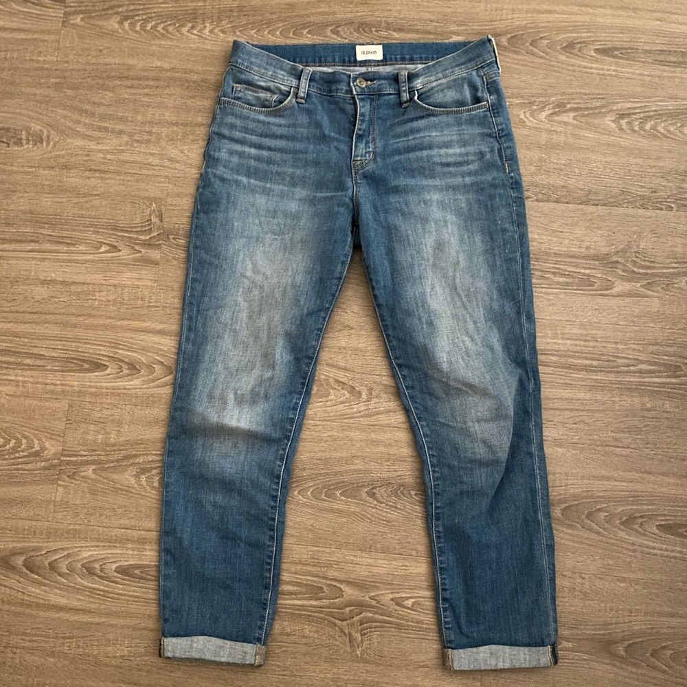 Hudson Natalie Midrise Slim Boyfriend cut jeans